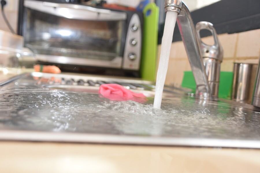 Sink overflowing due to clogged drain ... call Liberty Plumbing & Drain for drain cleaning.